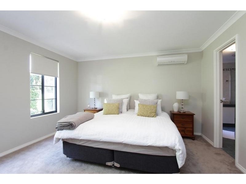 2C Drew Road, Ardross WA 6153