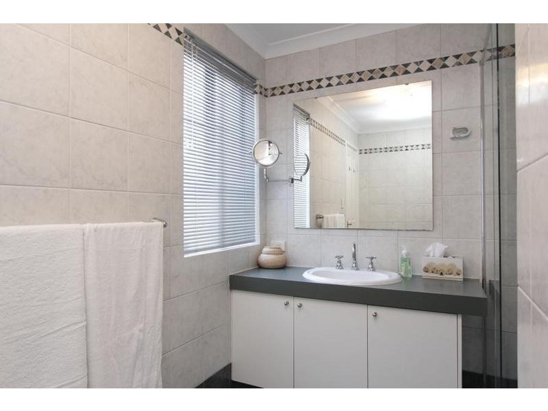 2C Drew Road, Ardross WA 6153