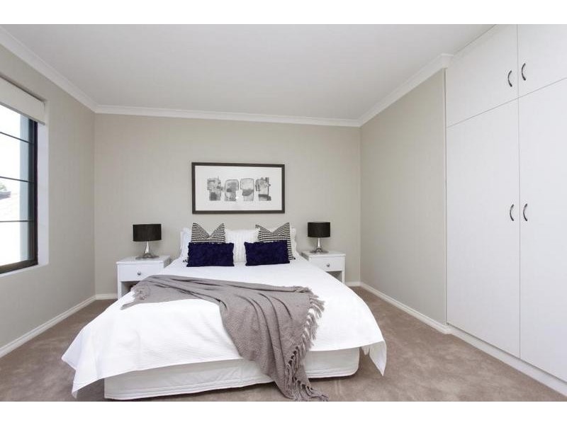 2C Drew Road, Ardross WA 6153