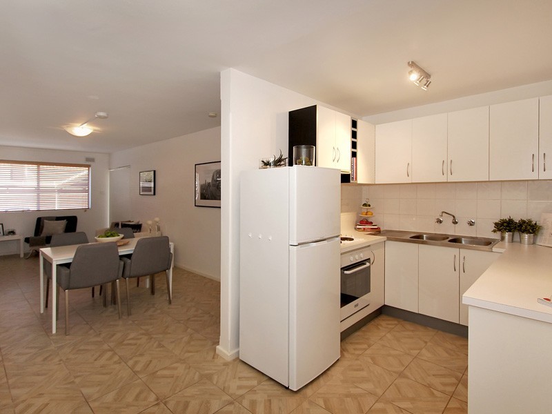 2/24 Kintail Road, Applecross WA 6153