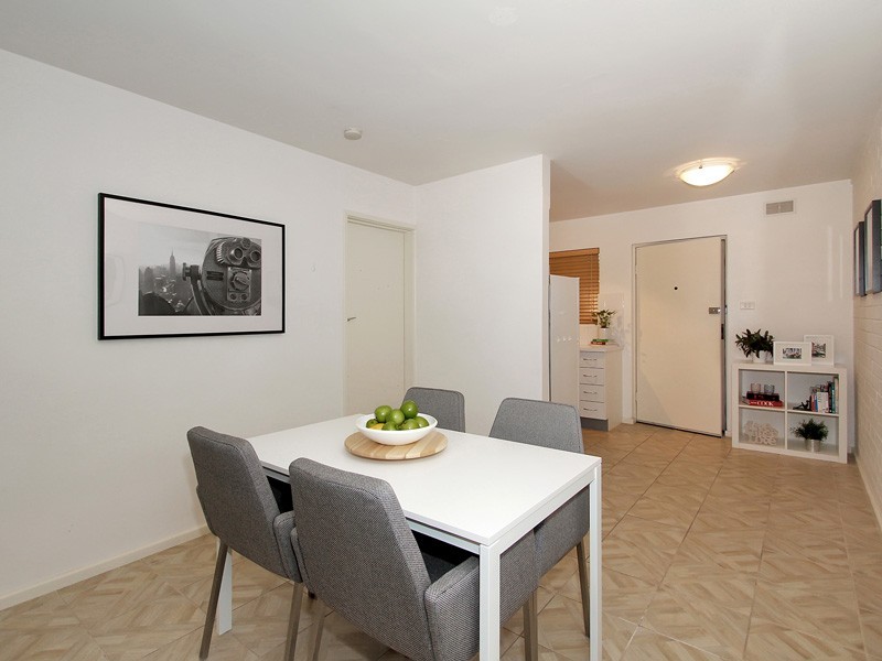 2/24 Kintail Road, Applecross WA 6153