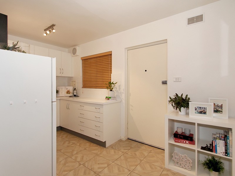 2/24 Kintail Road, Applecross WA 6153