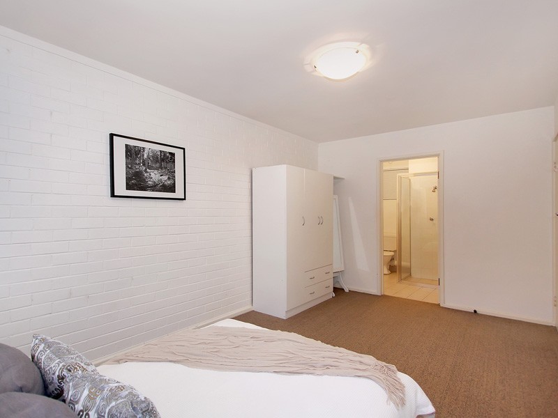 2/24 Kintail Road, Applecross WA 6153