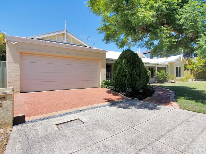 6 Norma Road, Alfred Cove WA 6154