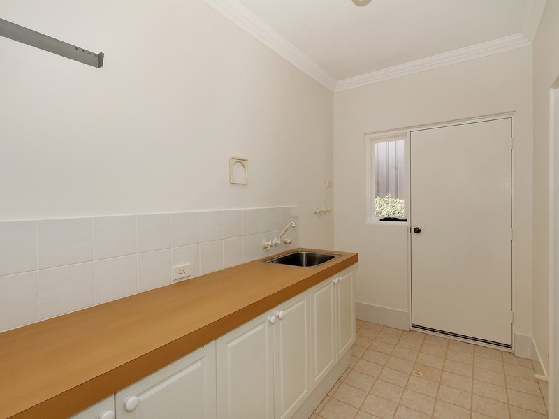 6 Norma Road, Alfred Cove WA 6154