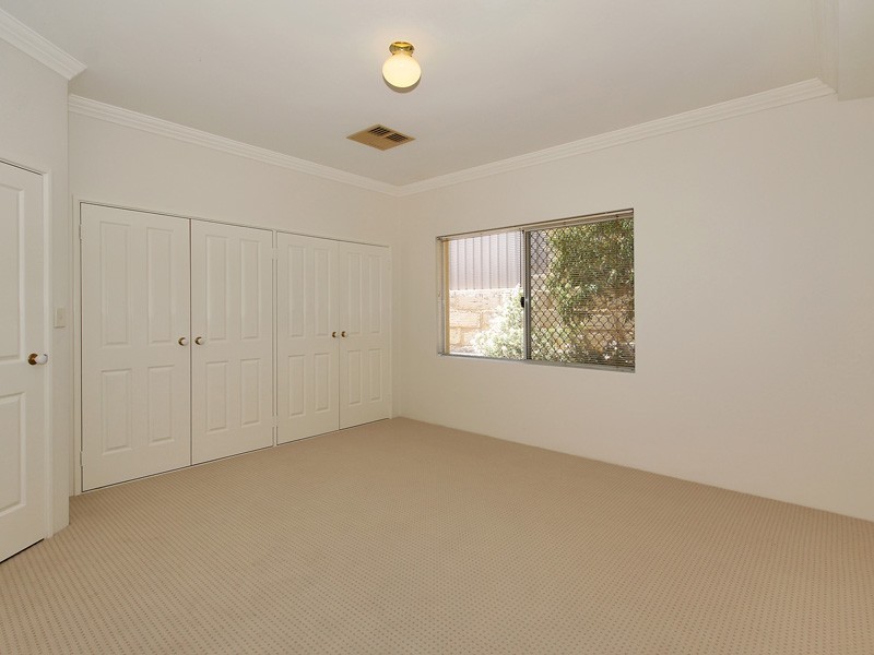 6 Norma Road, Alfred Cove WA 6154