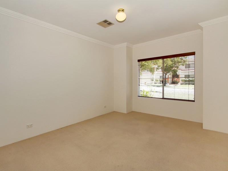 6 Norma Road, Alfred Cove WA 6154