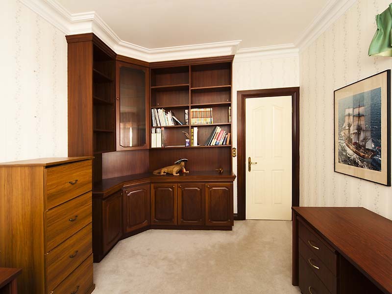 4 Cowrie Crescent, Mount Pleasant WA 6153