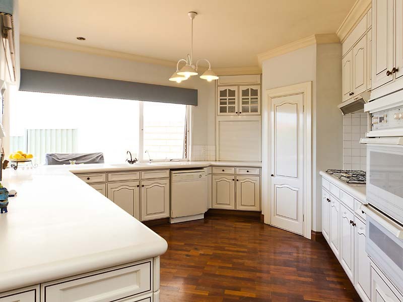 4 Cowrie Crescent, Mount Pleasant WA 6153