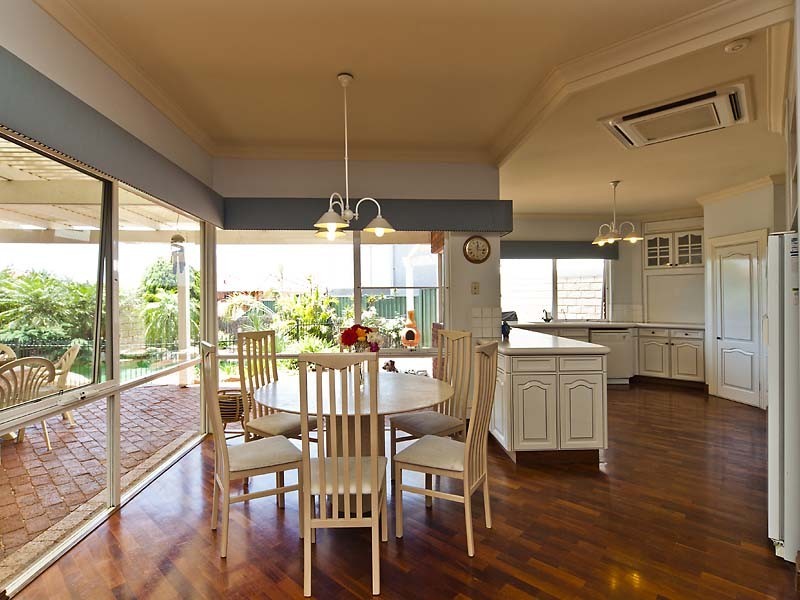 4 Cowrie Crescent, Mount Pleasant WA 6153