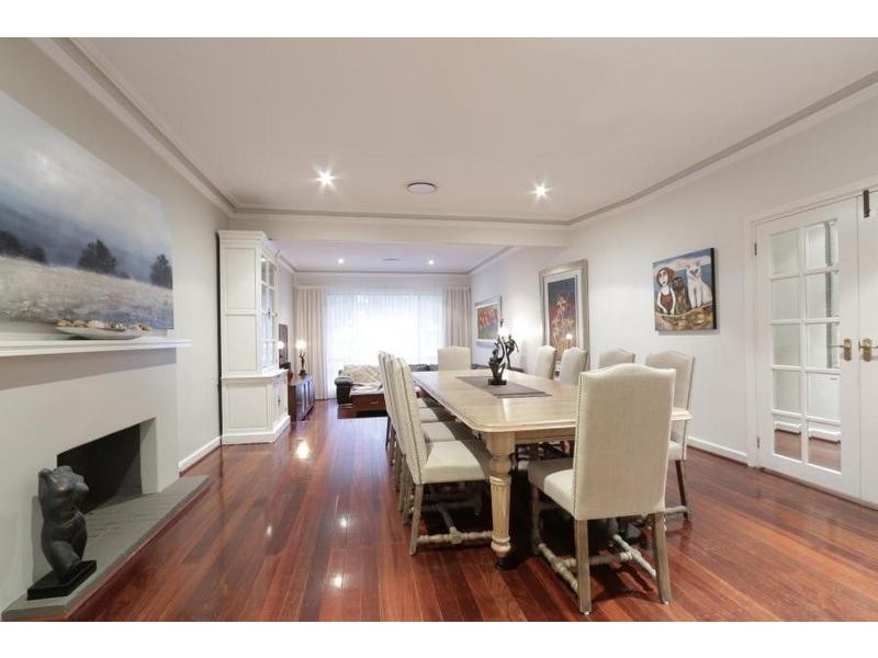 18 Alison Road, Attadale WA 6156