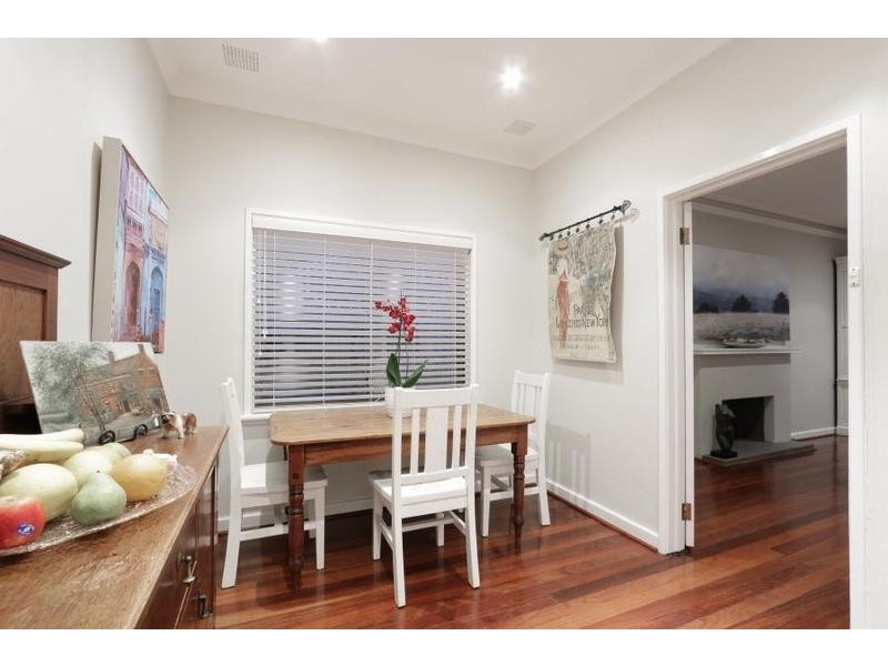 18 Alison Road, Attadale WA 6156