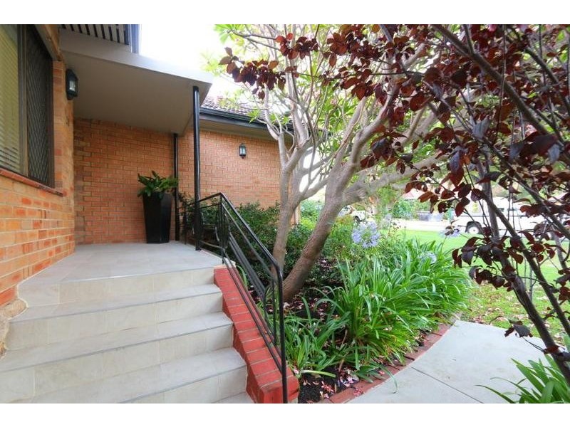 18 Alison Road, Attadale WA 6156