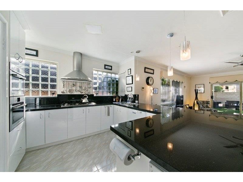 20 Cowrie Crescent, Mount Pleasant WA 6153