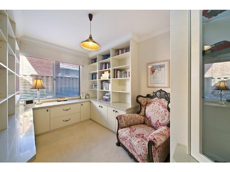 20 Cowrie Crescent, Mount Pleasant WA 6153