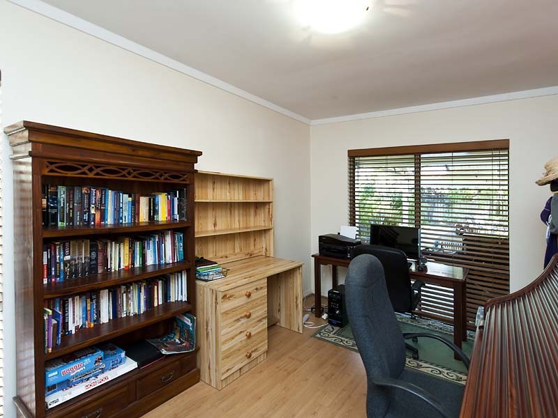 29 Neesham Street, Booragoon WA 6154