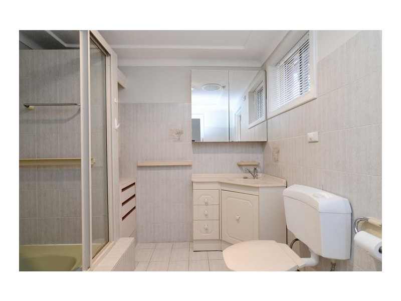 16 Denny Way, Alfred Cove WA 6154