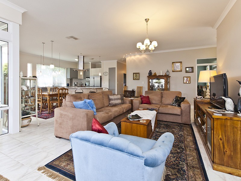 4A Challenger Place, Melville WA 6156