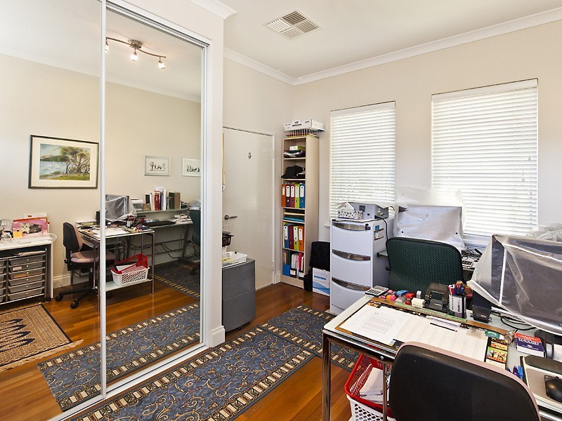 4A Challenger Place, Melville WA 6156