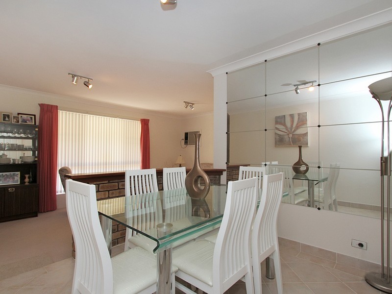 60 Osprey Drive, Yangebup WA 6164