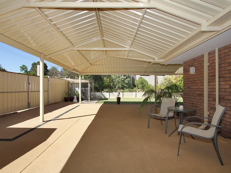 60 Osprey Drive, Yangebup WA 6164