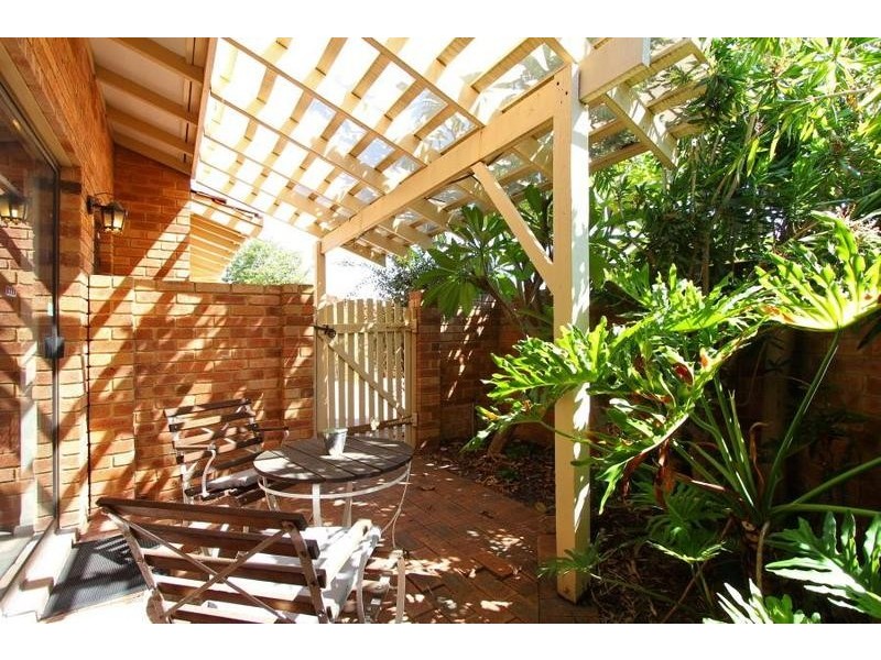 9/11 Canning Avenue, Mount Pleasant WA 6153