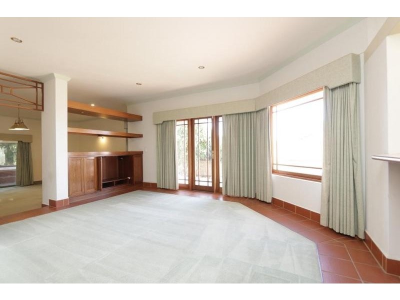 A/23 Money Road, Melville WA 6156