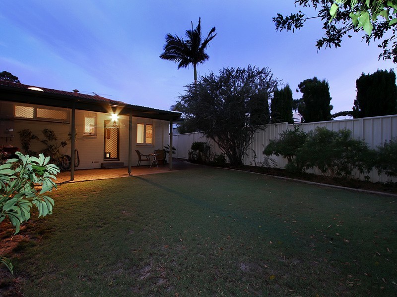 16b Purdie Avenue, Ardross WA 6153