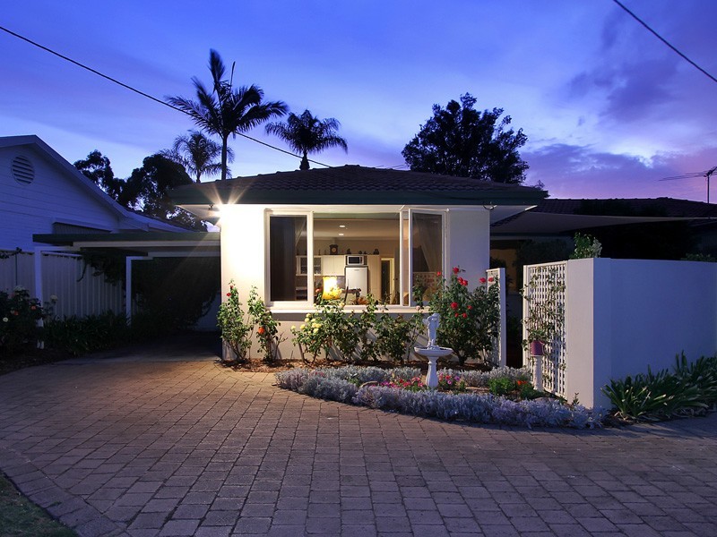 16b Purdie Avenue, Ardross WA 6153