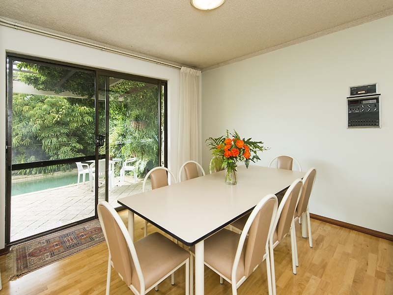 8 Rowley Place, Bull Creek WA 6149