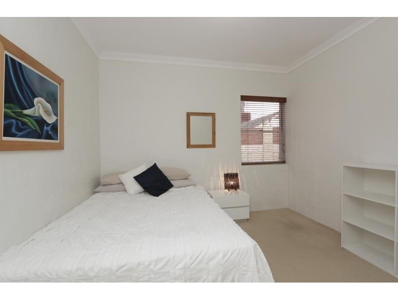 42 Riseley Street, Ardross WA 6153
