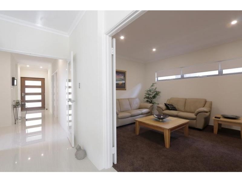 11 Campion Crescent, Attadale WA 6156