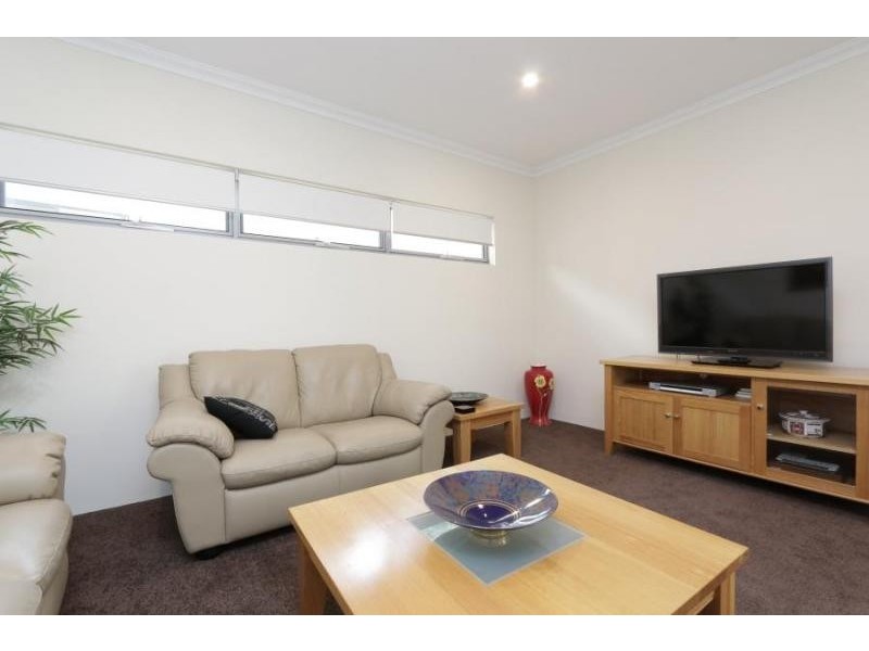 11 Campion Crescent, Attadale WA 6156