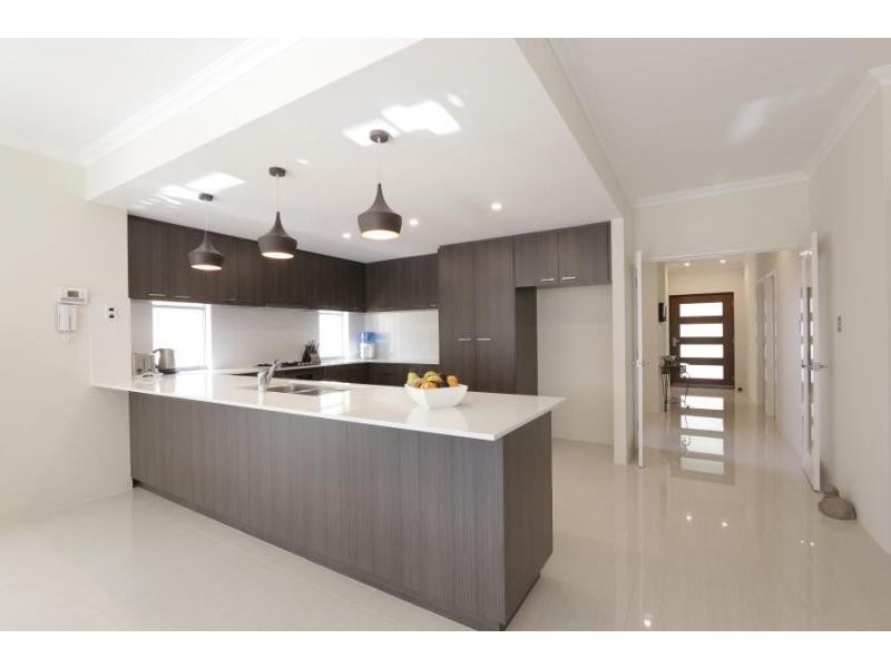 11 Campion Crescent, Attadale WA 6156