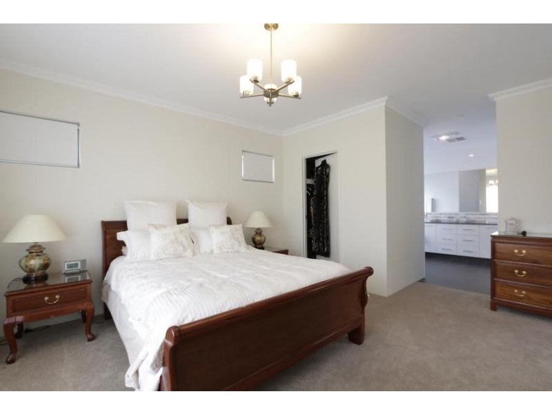 11 Campion Crescent, Attadale WA 6156