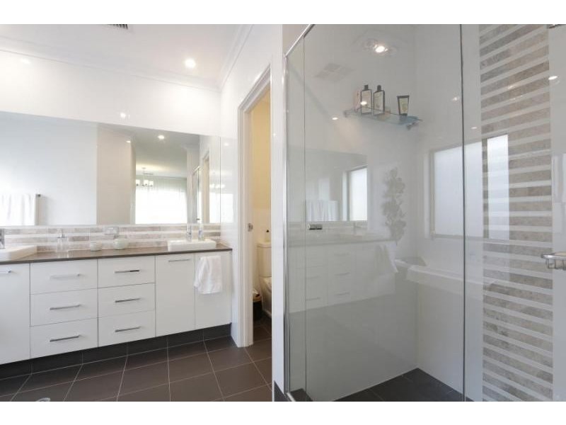 11 Campion Crescent, Attadale WA 6156