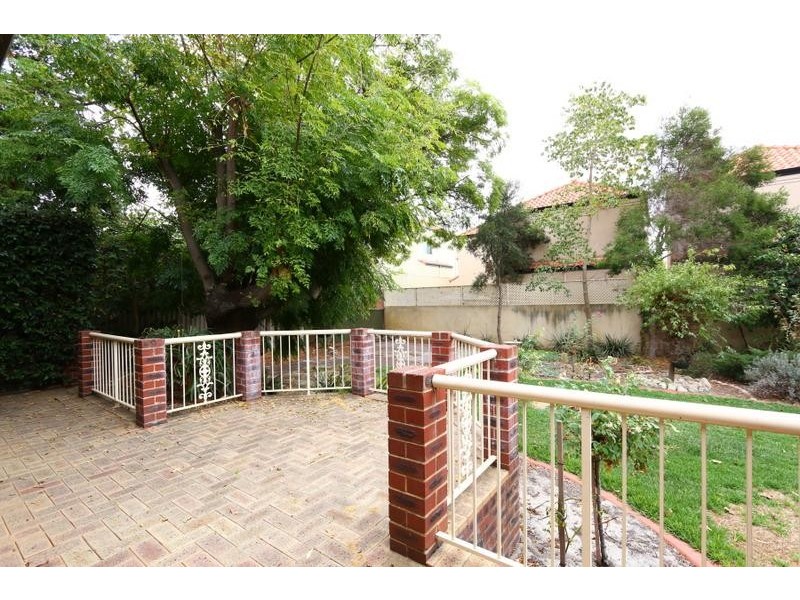 22 Kintail Road, Applecross WA 6153
