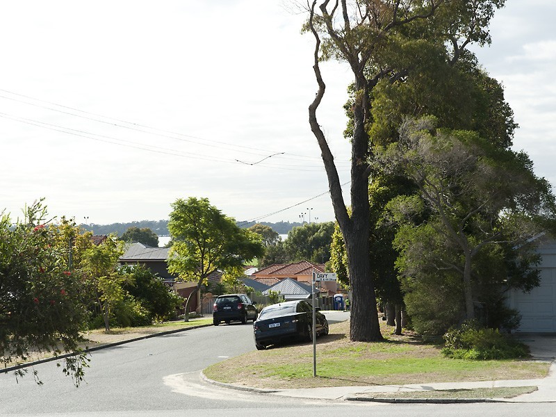 44 Davy Street, Alfred Cove WA 6154