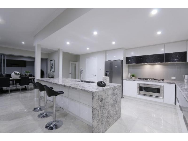 9 Bombay Heights, North Coogee WA 6163