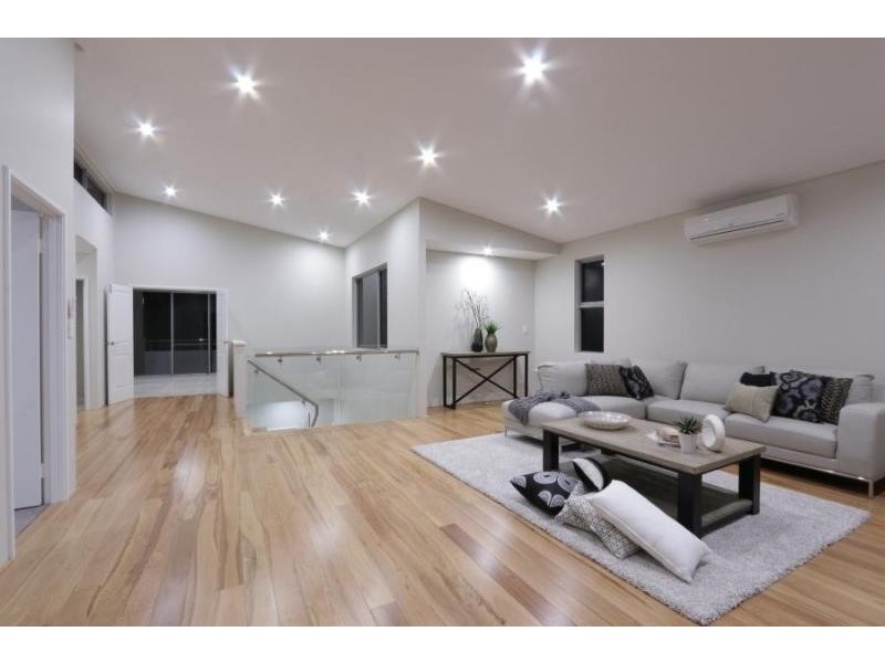 9 Bombay Heights, North Coogee WA 6163