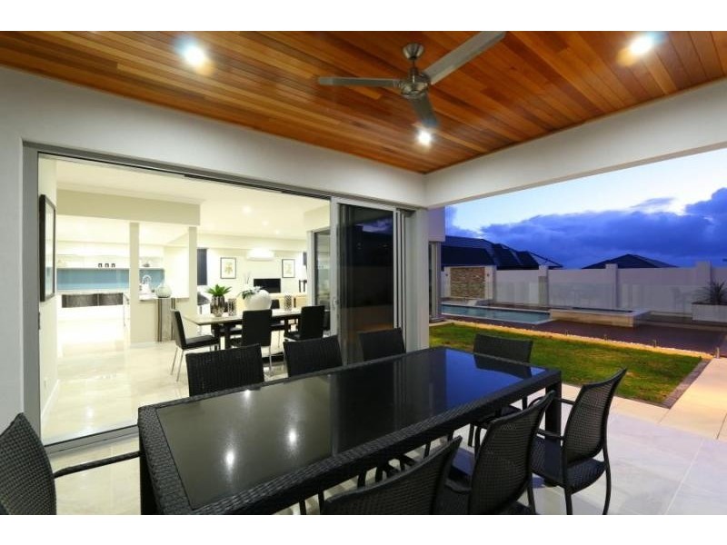 9 Bombay Heights, North Coogee WA 6163