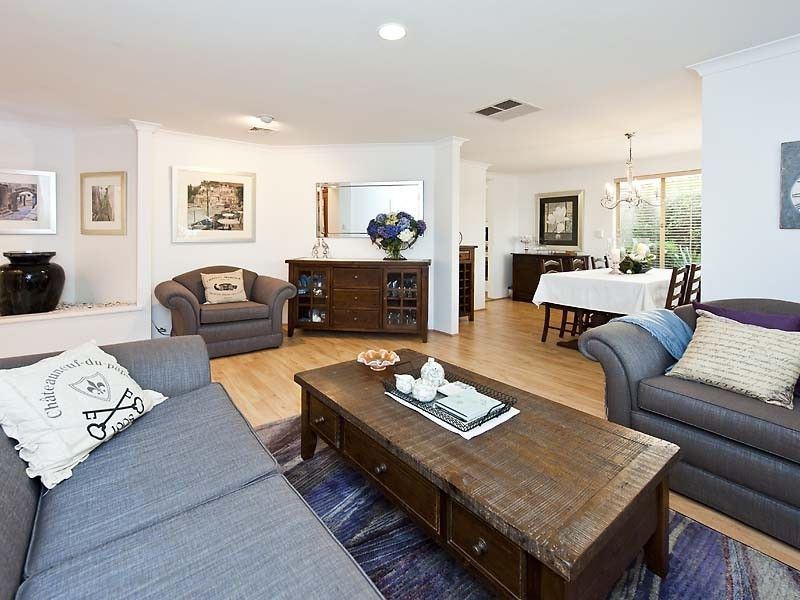 13 Evergreen Court, Leeming WA 6149