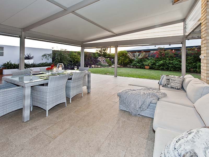 13 Evergreen Court, Leeming WA 6149