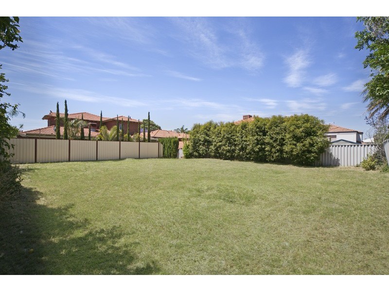 15b Gunbower Road, Mount Pleasant WA 6153