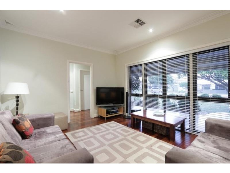 7 Mullings Way, Myaree WA 6154