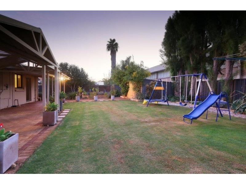 7 Mullings Way, Myaree WA 6154