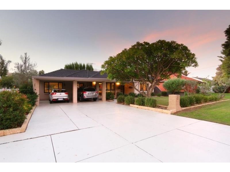 7 Mullings Way, Myaree WA 6154