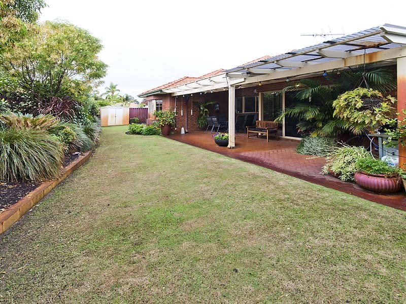 8 Withers Close, Murdoch WA 6150