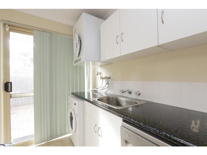 3/1 Cleopatra Street, Palmyra WA 6157