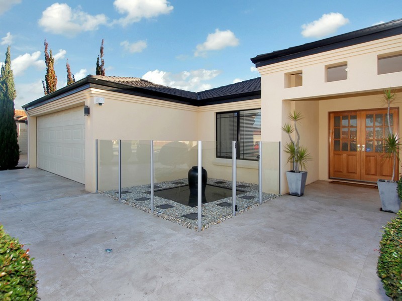 36 Pelham Gardens, Canning Vale WA 6155